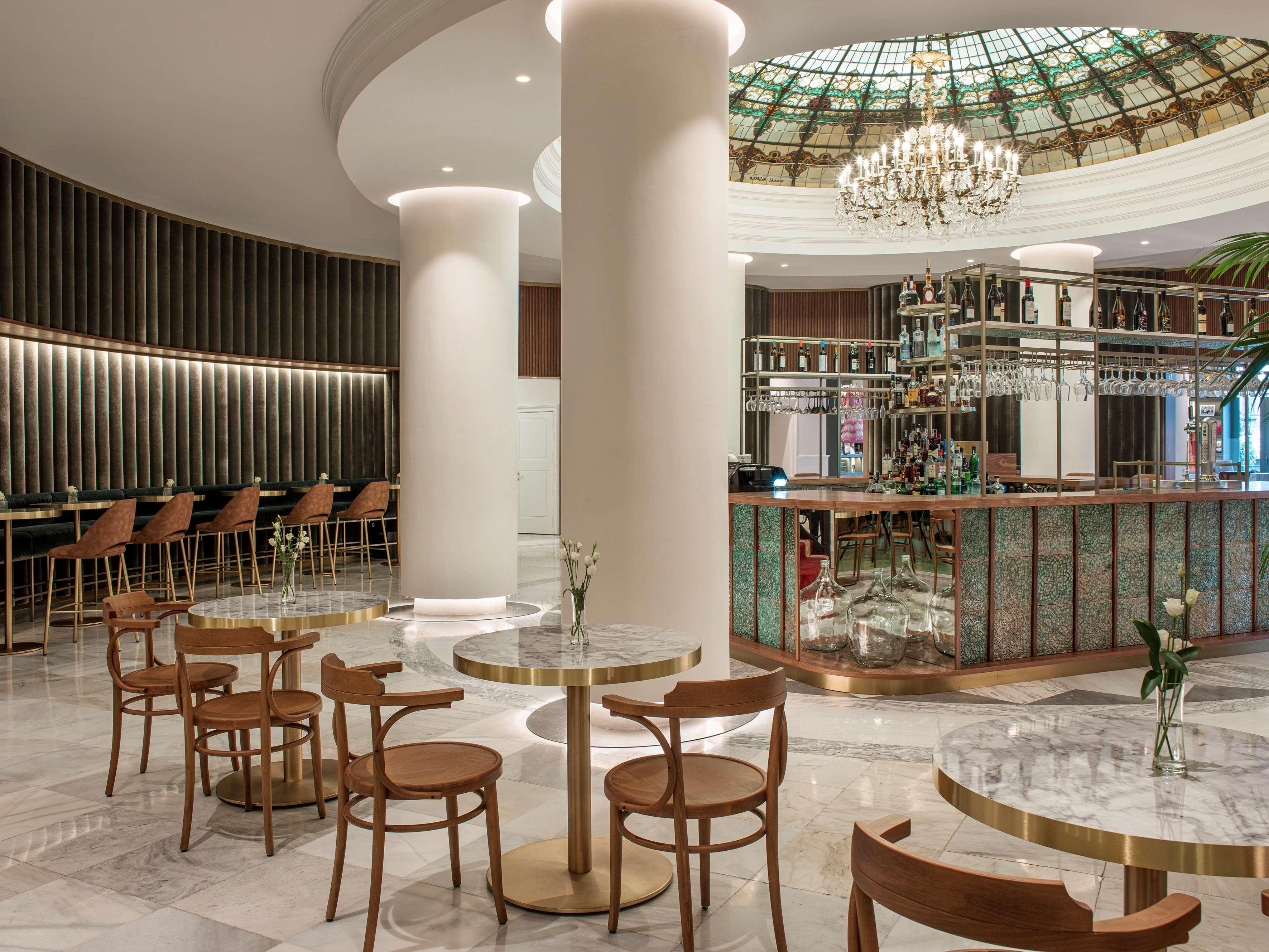 فندق كولون جران ميليا إشبيلية المظهر الخارجي الصورة The Bar